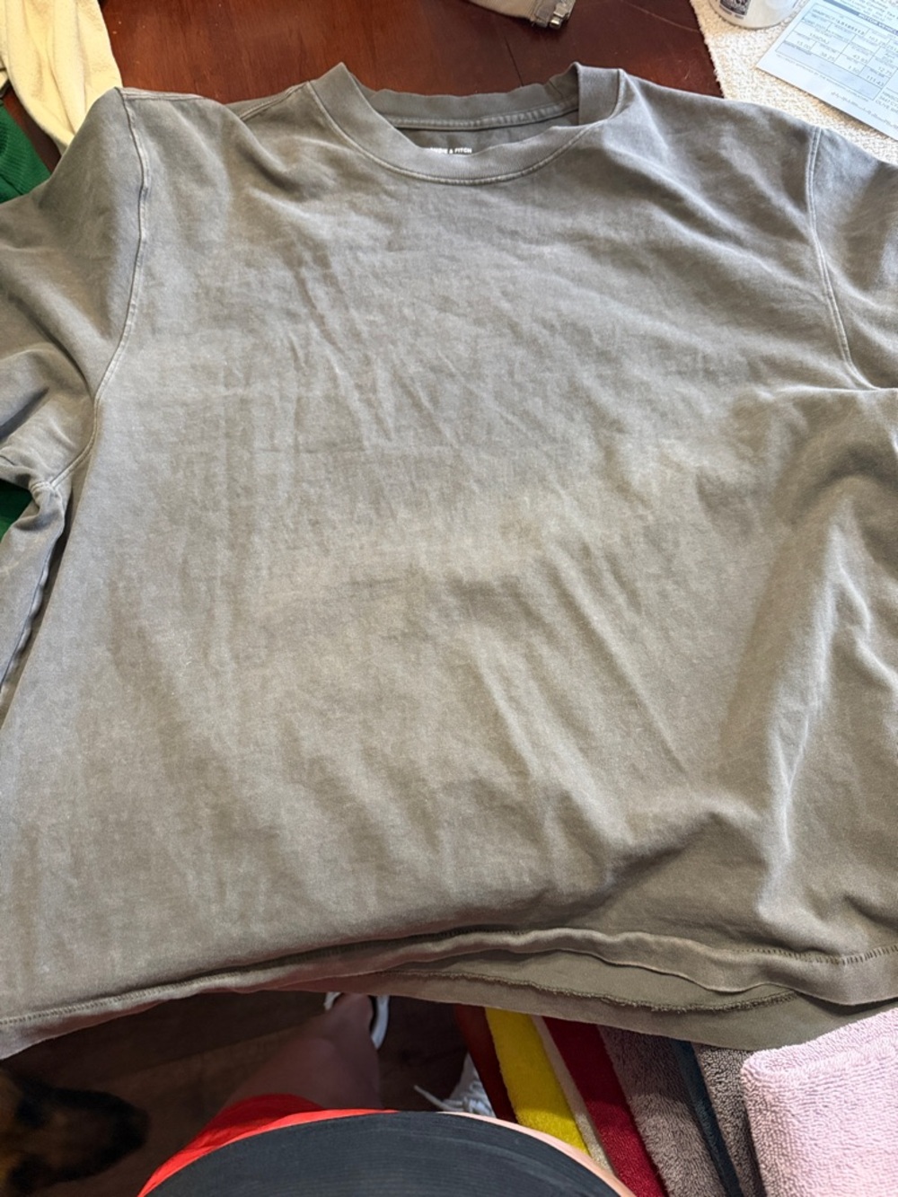 Abercrombie & Fitch Men's Crewneck Sweatshirt in Olive